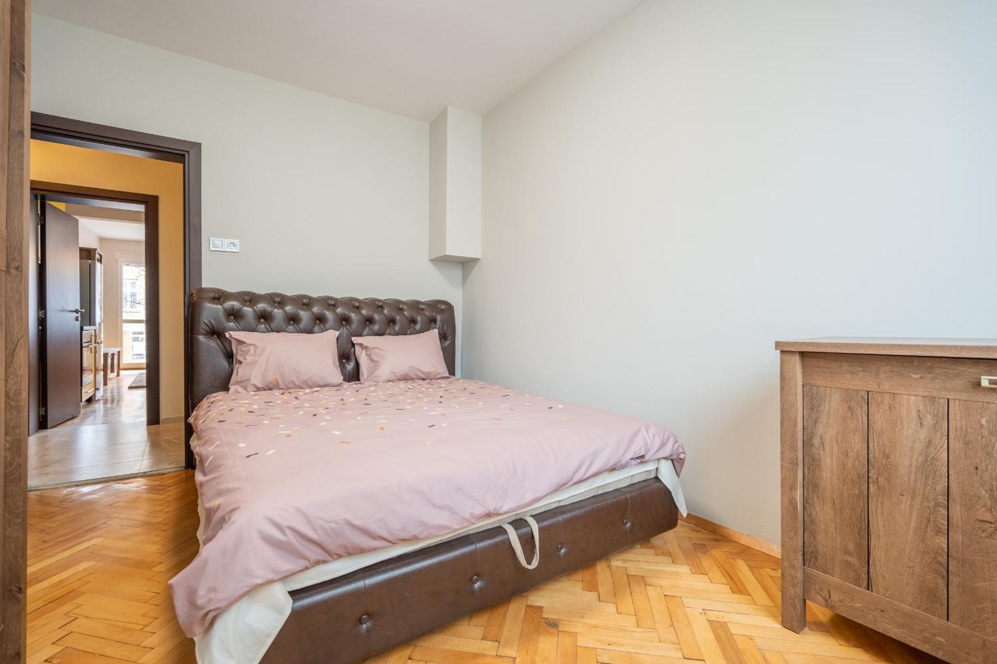 Pirotska 2-Bedroom 100M2 Apartment In Sofia Center Bagian luar foto