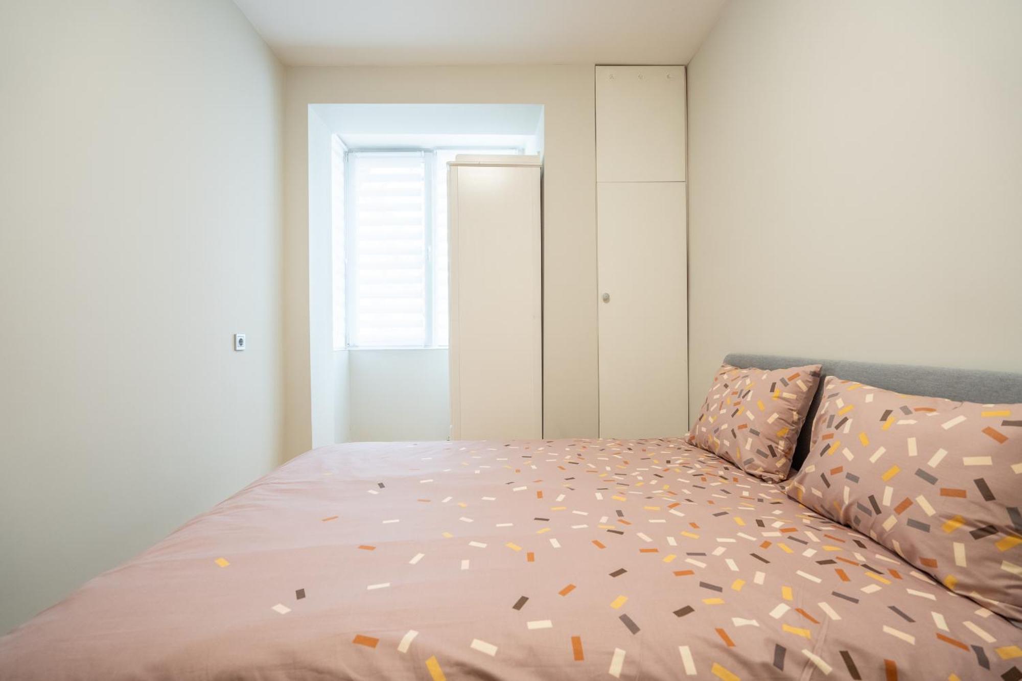Pirotska 2-Bedroom 100M2 Apartment In Sofia Center Bagian luar foto
